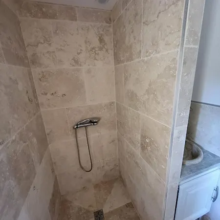 Maisonette * Barjac (Gard)